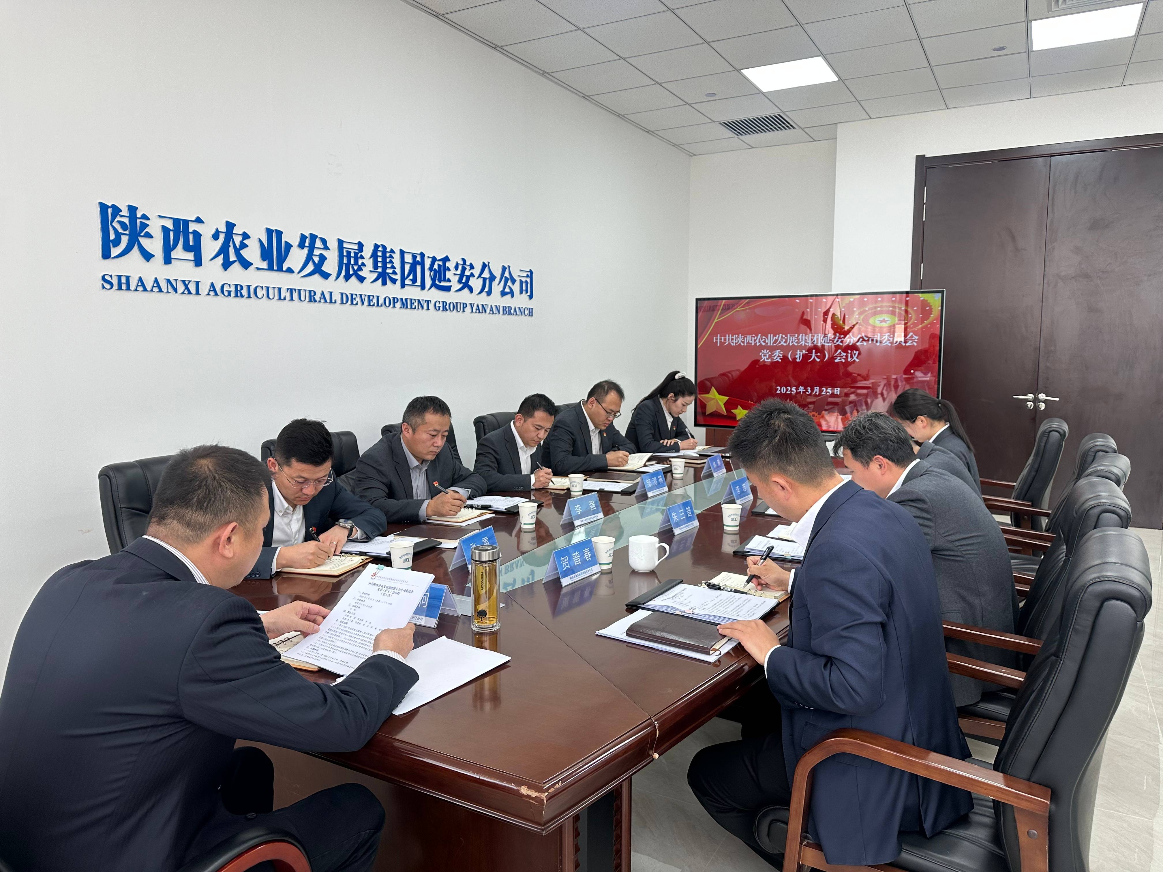 b90641dd6aad2a0a098391ec404a155(1).jpg